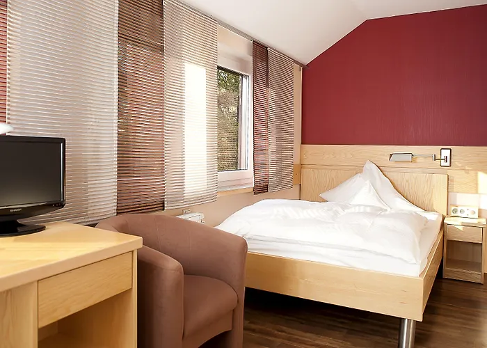 Pfeiffer's Sythener Flora فندق 3*